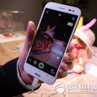 ATzenfone zoom ATzenfone zoomҕluy