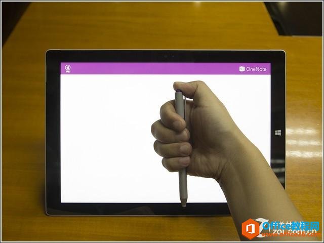 ƂSurfacePӛ ȽOneNote